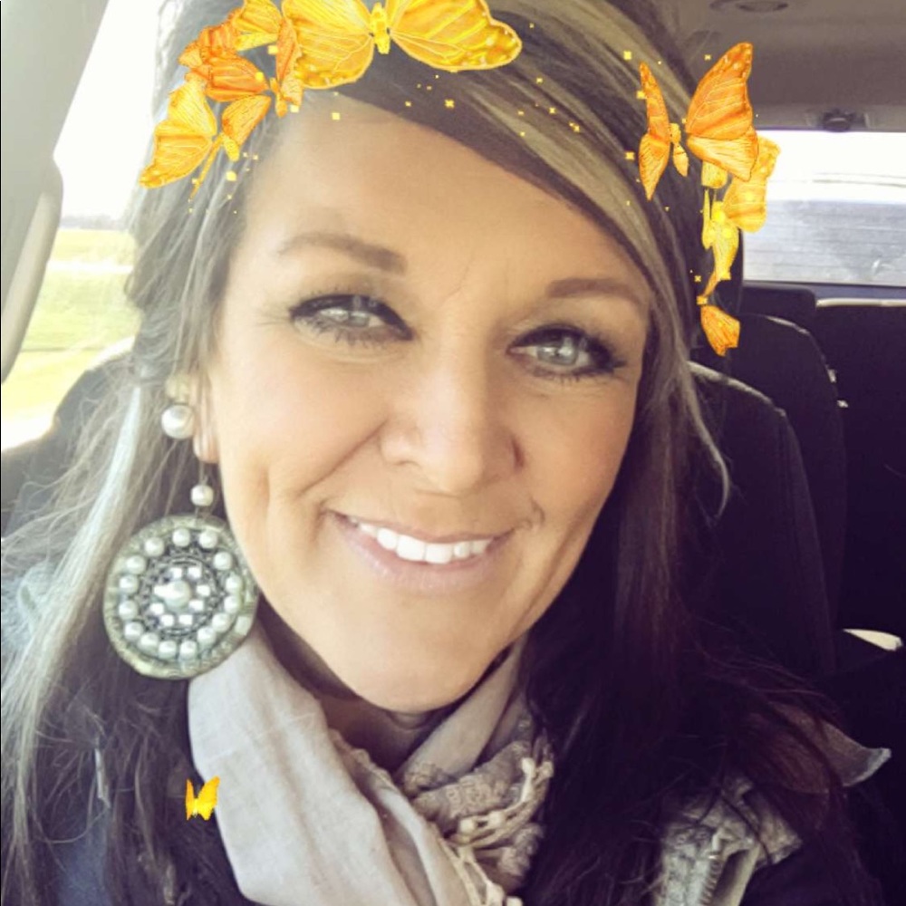 Meet your Posher, Tonya